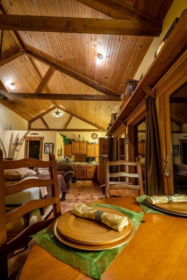מלון Pipe Creek Casitas At Madrona Ranch - Casita מראה חיצוני תמונה